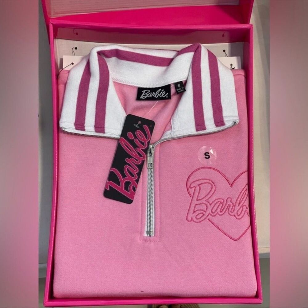 PINk BARBIE sweater white gift box Size M/L/XL - Picture 2 of 10